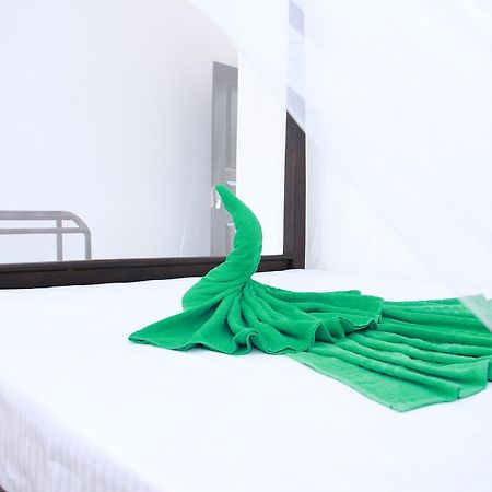 Hotel Mirissa White Plaza Exterior foto