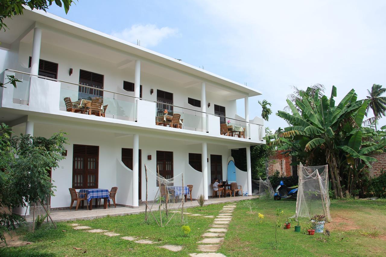 Hotel Mirissa White Plaza Exterior foto